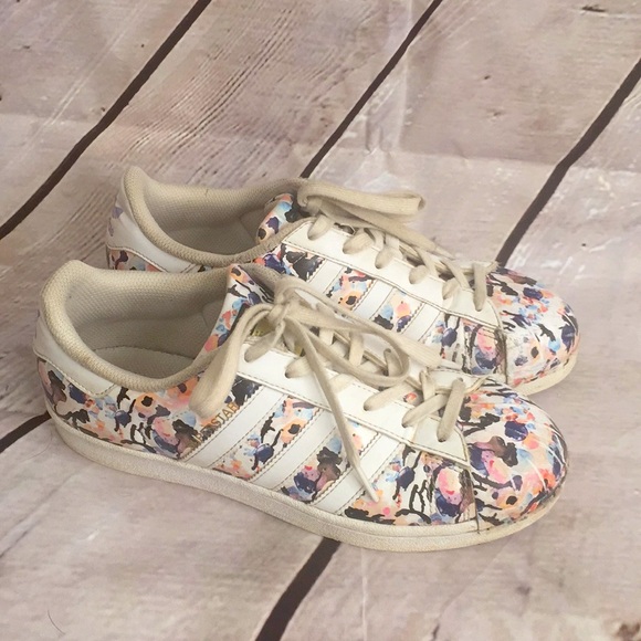 Adidas La Marque aux 3 bandes superstar in 6.5 - Picture 1 of 16